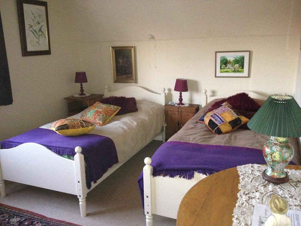 Avebury Life Bed & Breakfast Ruang foto